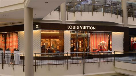 louis vuitton store tysons galleria.